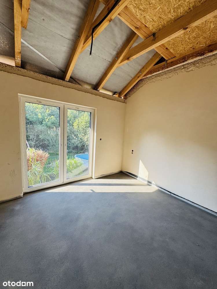 Nowy dom-4 sypialnie, blisko centrum-12