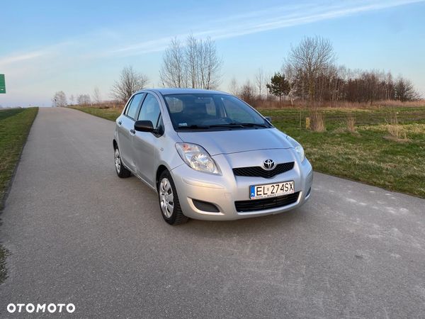 Toyota Yaris 1.4 D-4D Sol EU5 - 1