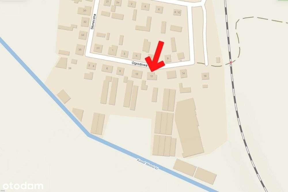 Dom z zapleczem gospodarczym - Błotnica-17