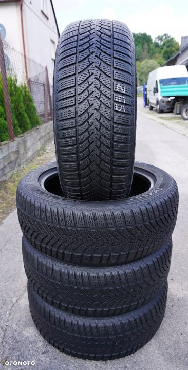 Semperit Speed-Grip 3 215/55R17 98V Z55 - 2