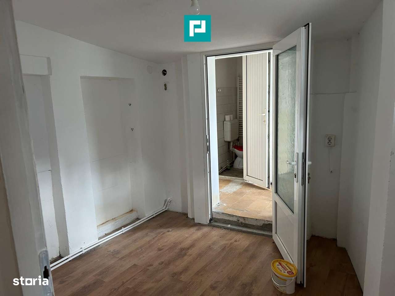 Spațiu depozitare, 42 mp, Complexul Studențesc - Imagine principală: 5/7