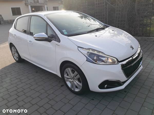 Peugeot 208 1.2 PureTech Style - 3