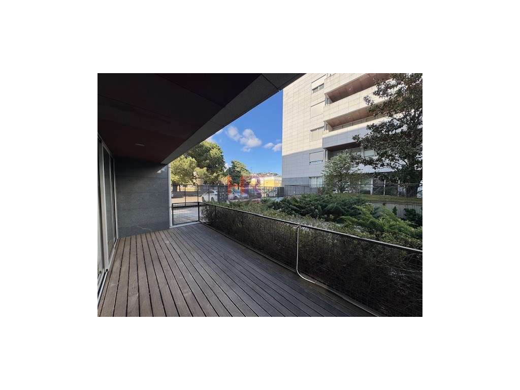 Apartamento T2 com garagem em Quinta das Nogueiras em Coimbra: Conf...-34