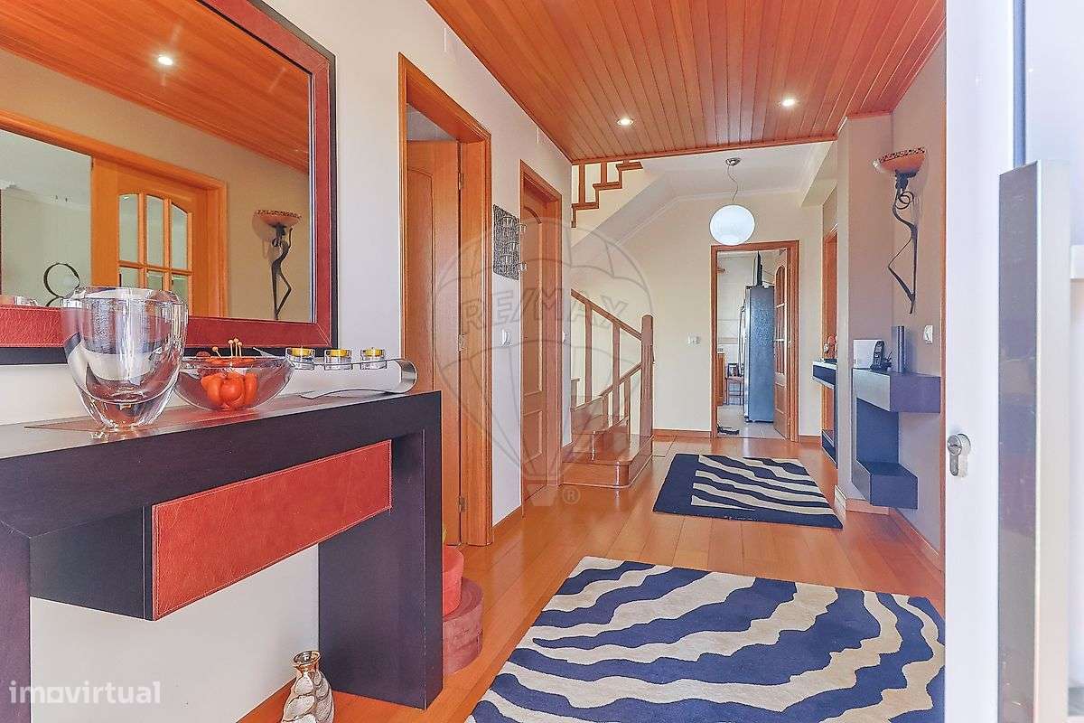 Moradia T4 para venda - Grande imagem: 2/31