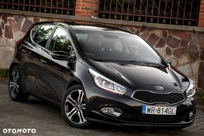 Kia Ceed 1.6 GDI Spirit - 1