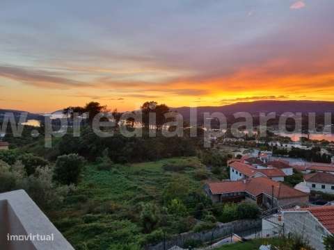 Moradia T3 totalmente recuperada, com piscina, Vila Nova de Cerveira - Grande imagem: 4/23