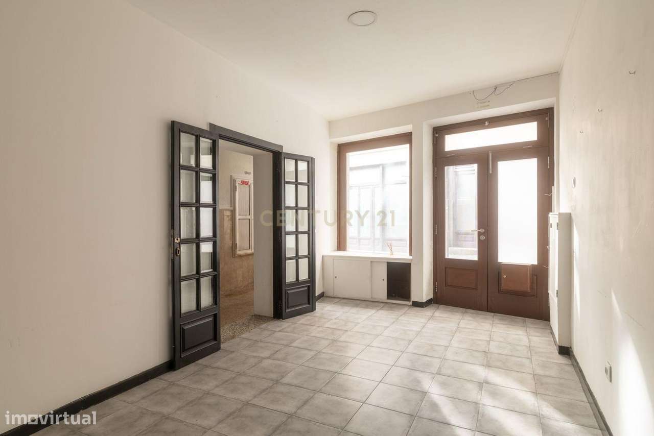 Prédio no Centro do Porto | Rua Conde de Vizela-20