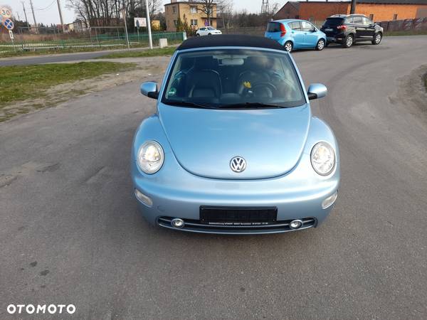 Volkswagen New Beetle Cabriolet 1.4 Freestyle - 24