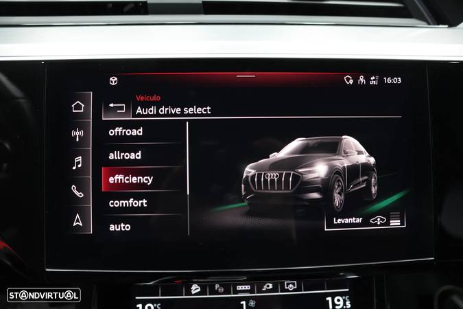 Audi e-tron Sportback 50 quattro S line - 25