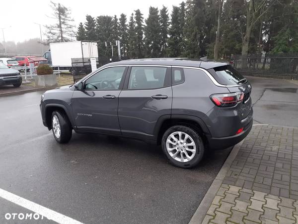 Jeep Compass 1.5 T4 mHEV Longitude FWD S&S DCT - 4