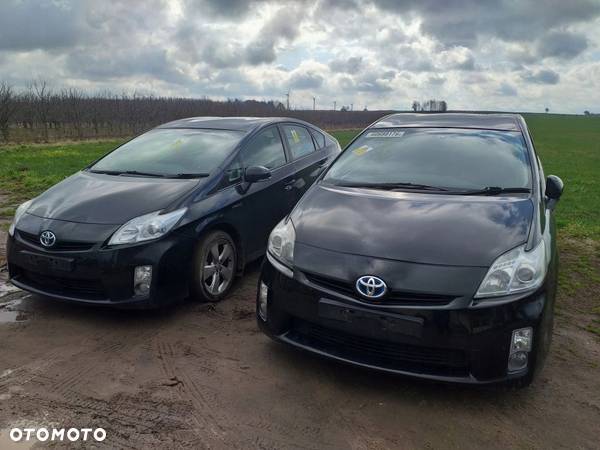 Toyota Prius III LISTWA NAKŁADKA PROGOWA LEWA LP - 10