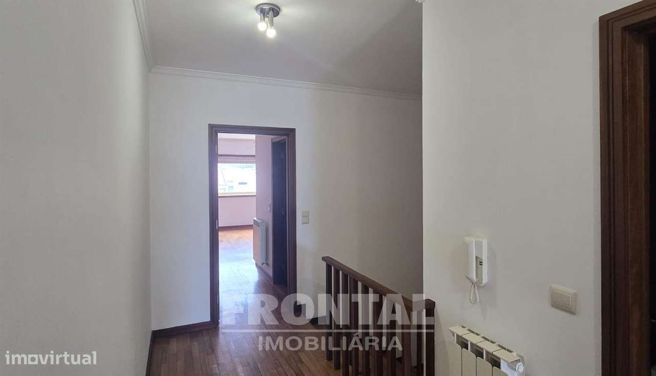T3 Duplex em Condomínio Fechado com Piscina | Lavra, Matosinhos-19