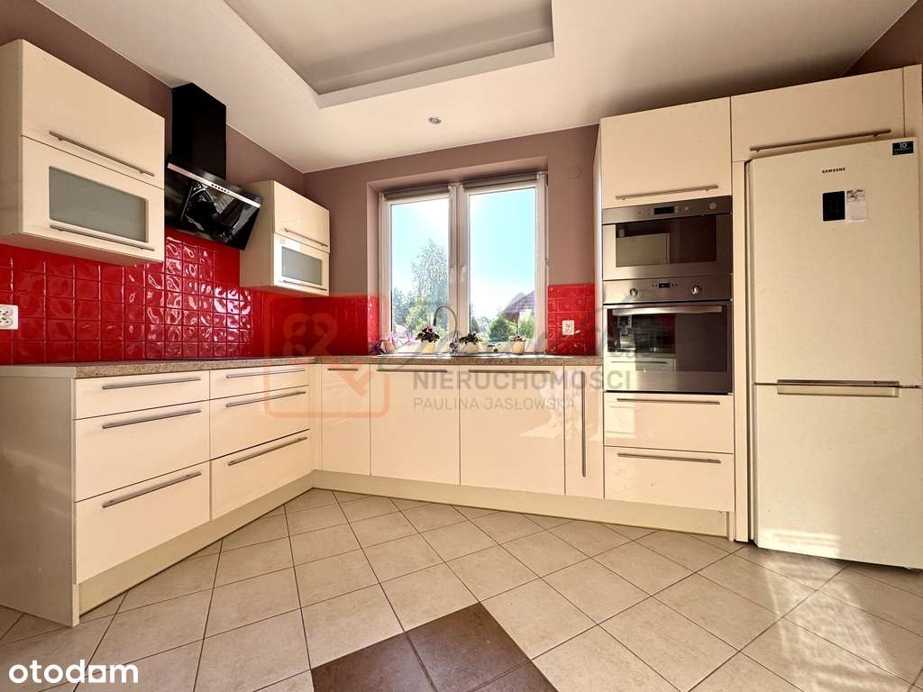 Dom mieszkalno-usługowy osiedle Niwa Głogów Młp.-3