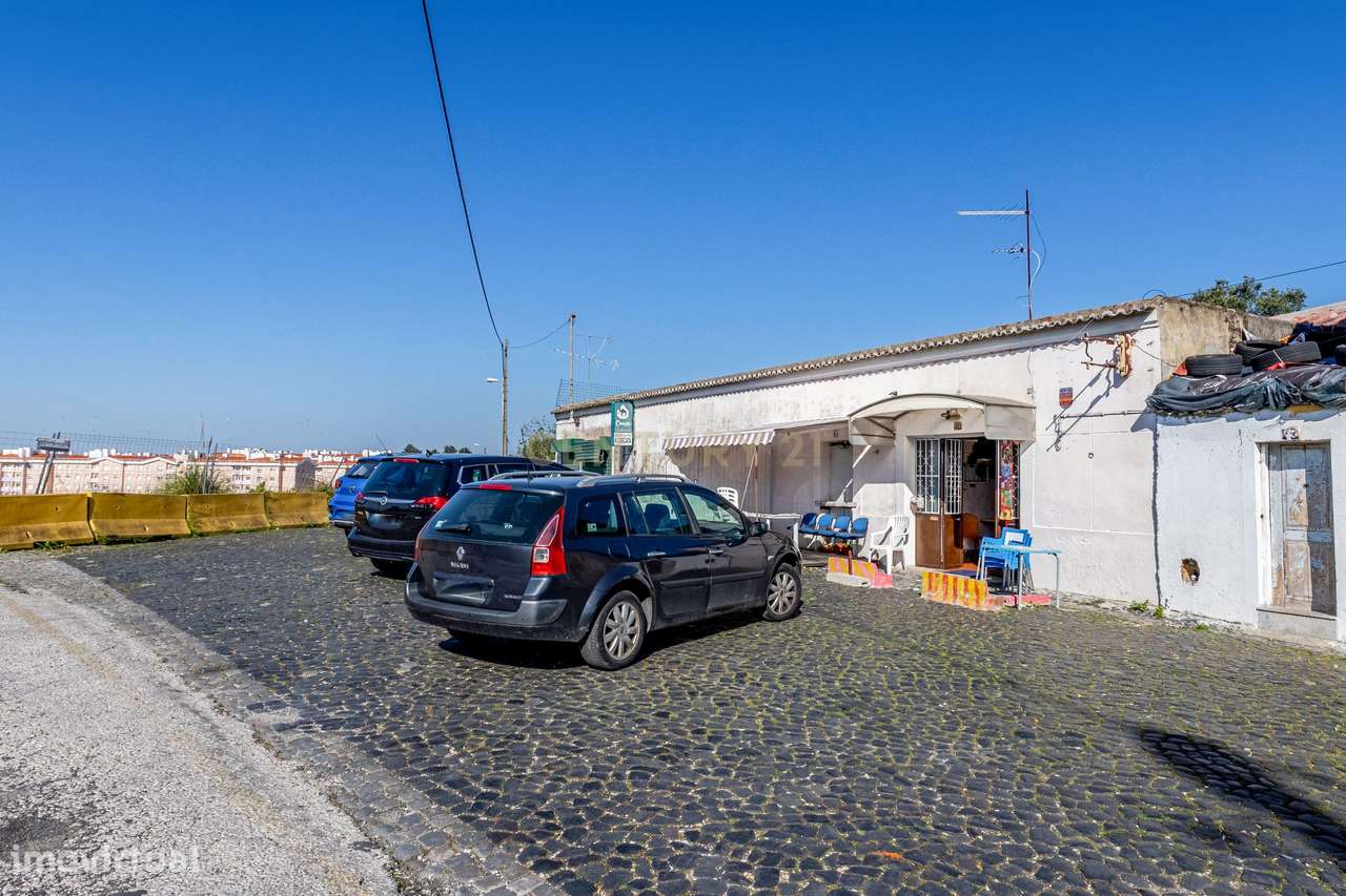 Prédio para Investimento | Afetação a Comércio | Santa Clara – Lisboa - Grande imagem: 5/15