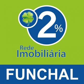 2% Funchal Logotipo