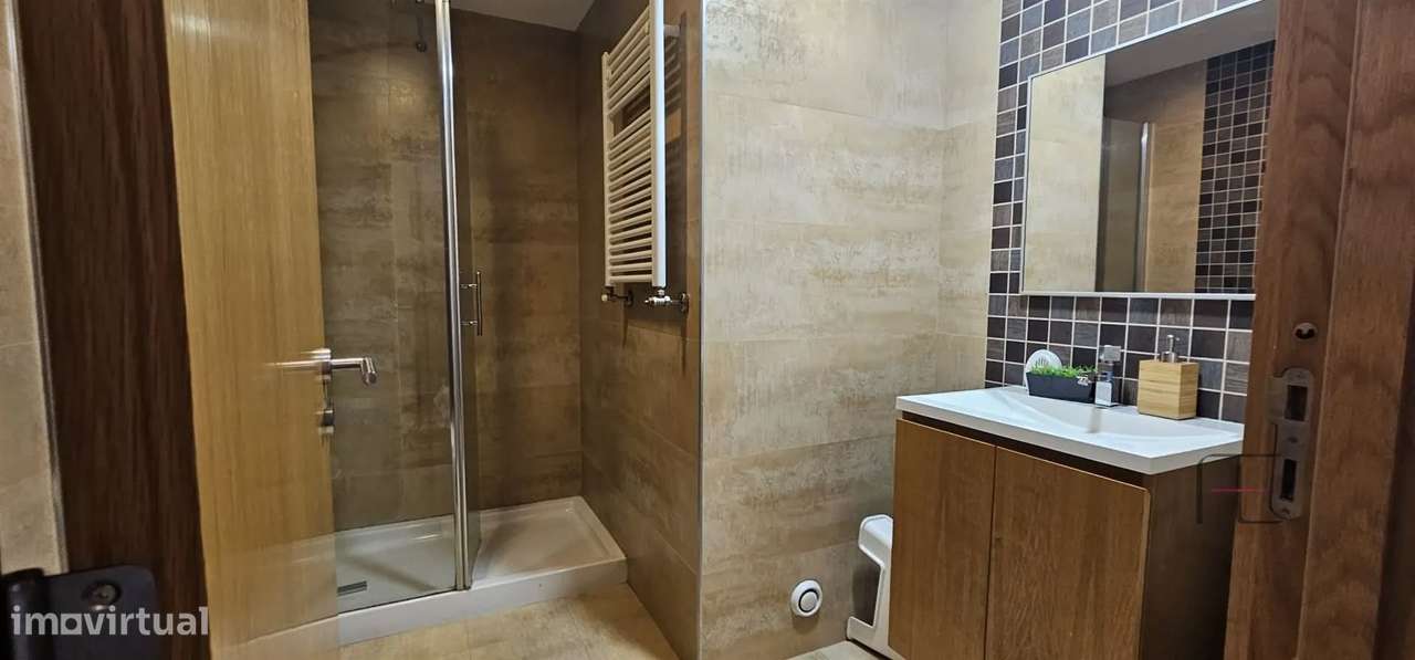 Apartamento T3 em Rio Tinto I Terraço 53m2-15