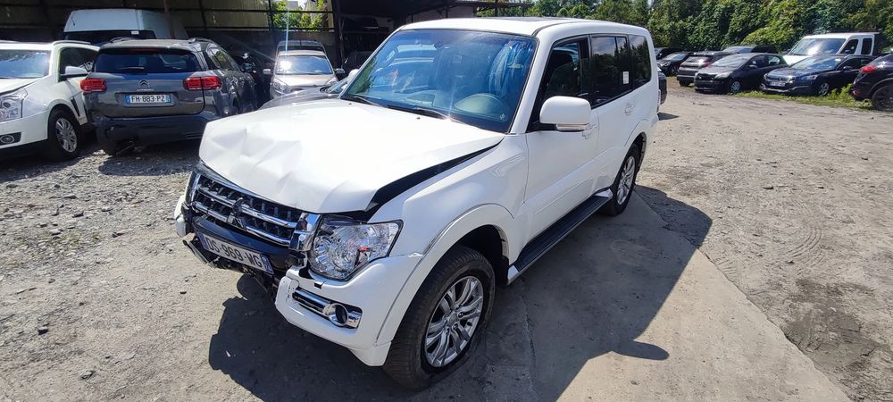 Mitsubishi Pajero IV (2007-) 3.2 DID Instyle EU6 2015