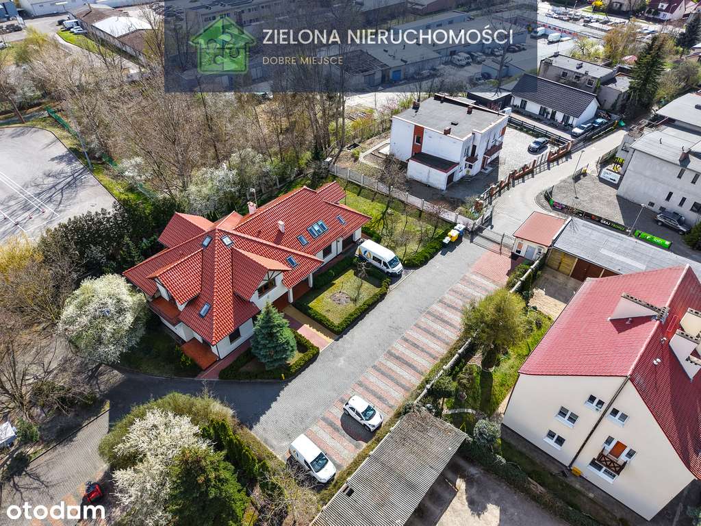 Gotowy obiekt biurowy z wyposażeniem i parkingiem-9