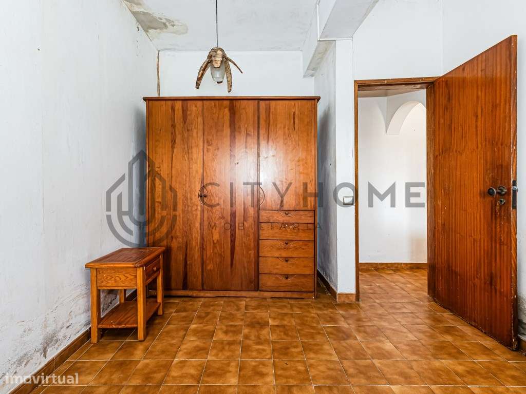 Moradia T3 e Apartamento T2 com Restaurante no Burgau-34