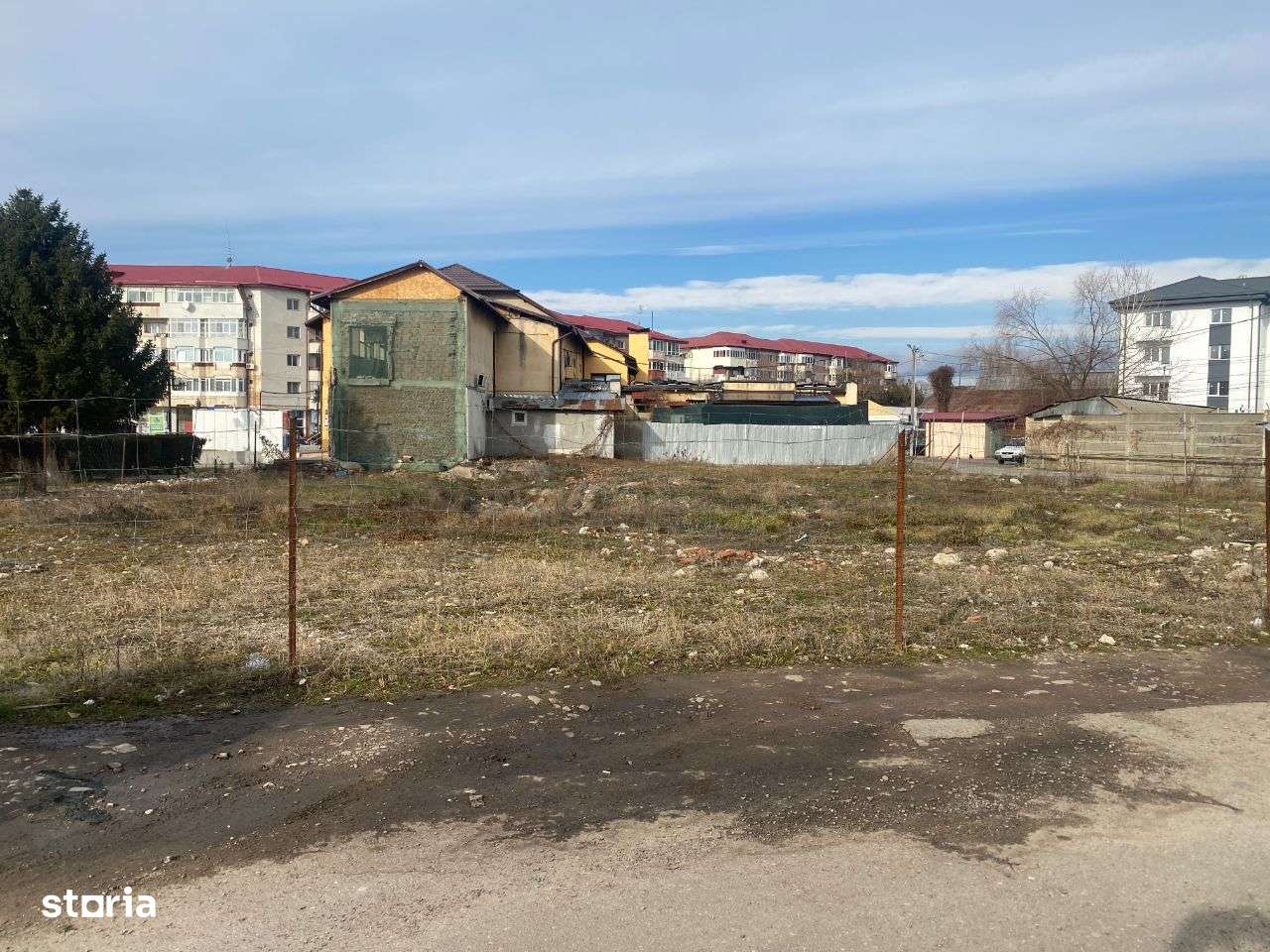 Agentia imobiliara VIGAFON vinde teren intravilan Boldesti-Scaeni - Imagine principală: 3/4