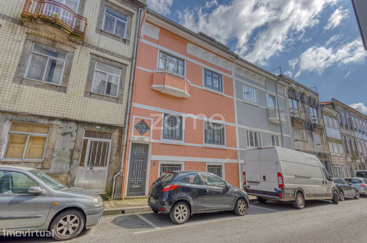 Moradia de Charme T4 Renovada na Praça do Marquês - Grande imagem: 5/47
