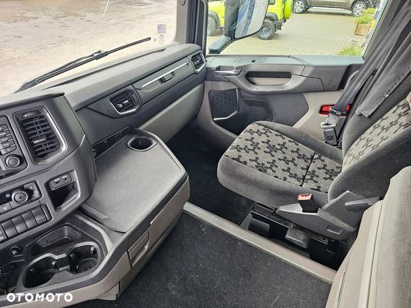 Scania R410 / 06.2019 / 641tys km / Retarder - 20