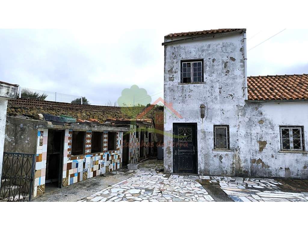 Quintinha para reconstruir com vista mar-6