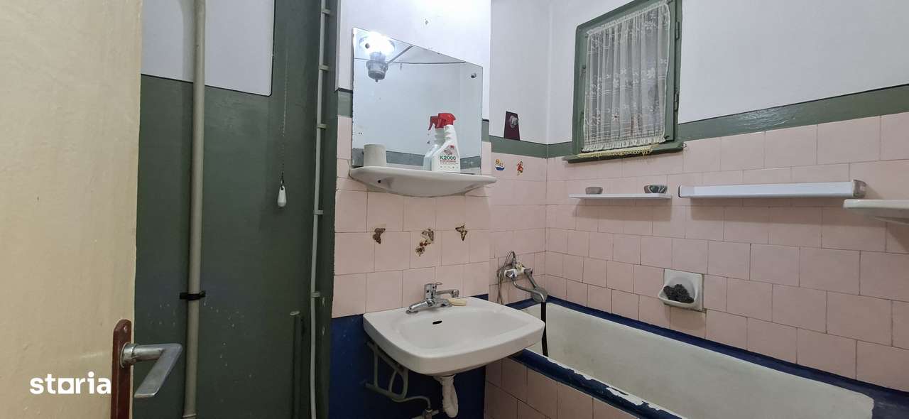 Apartament cu potențial excelent în Micro 20 – lângă Cofetăria Dana-6