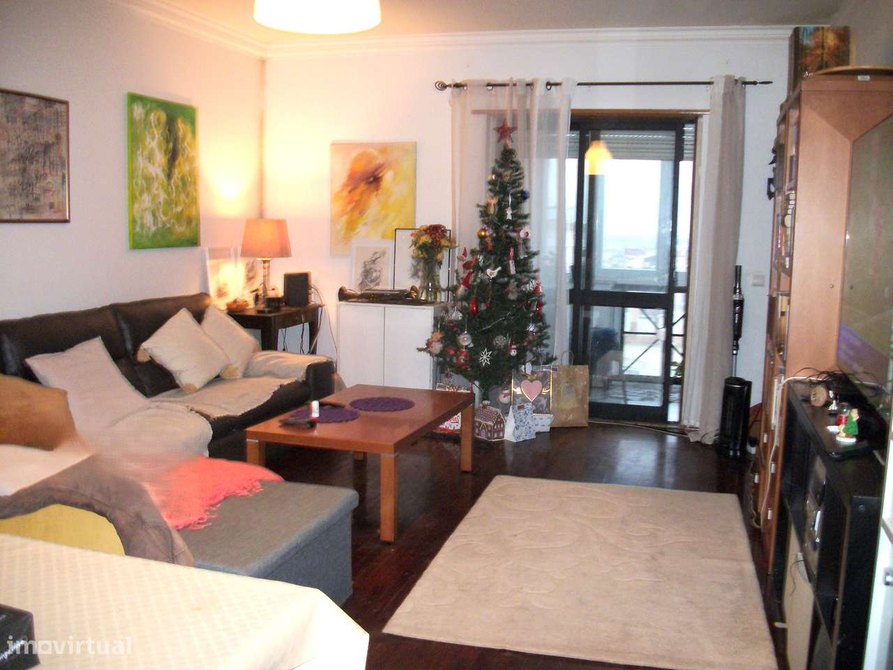 Excelente T2 na Tapada das Mercês, com 124 m² de área bruta - Grande imagem: 1/23