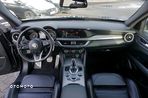 Alfa Romeo Stelvio 2.0 Turbo Veloce Q4 - 17