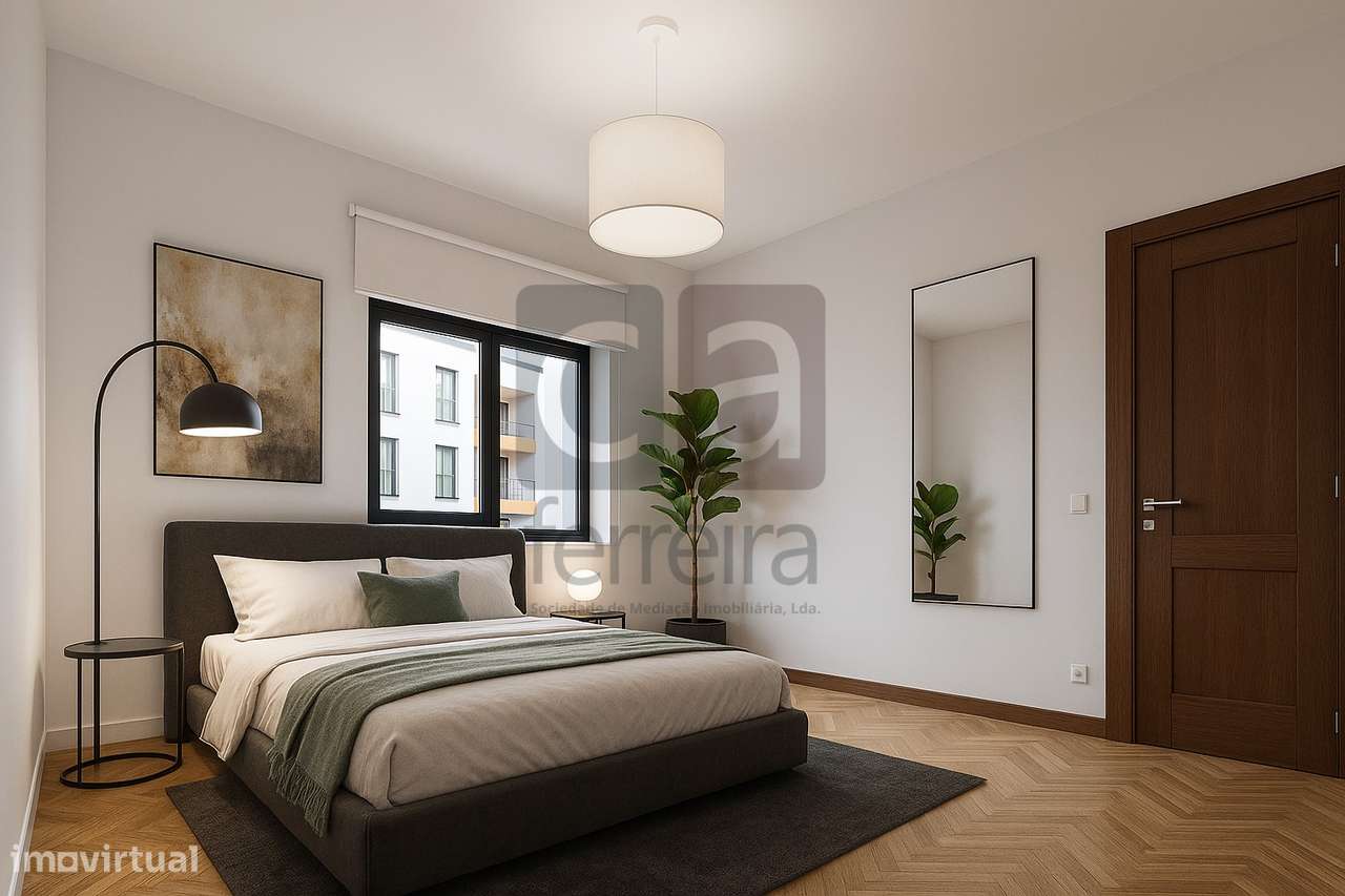 Apartamento T3 com Logradouro e Garagem/Loja – Almeirim-17