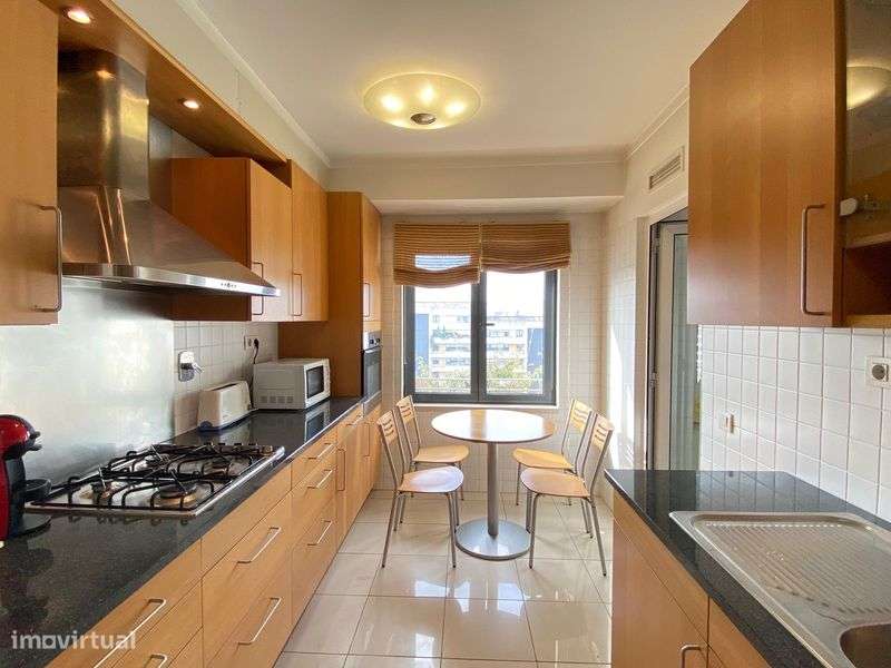 Apartamento T2 em S.D.Benfica-5