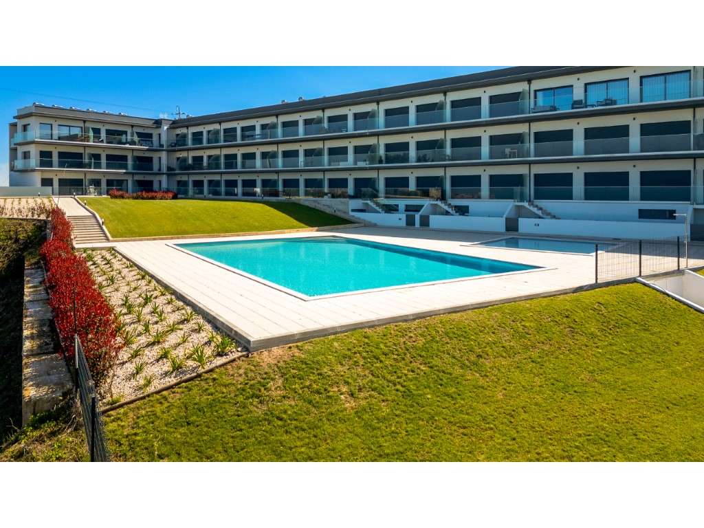 Apartamento T2 na Pederneira com piscina e Vista Mar-15