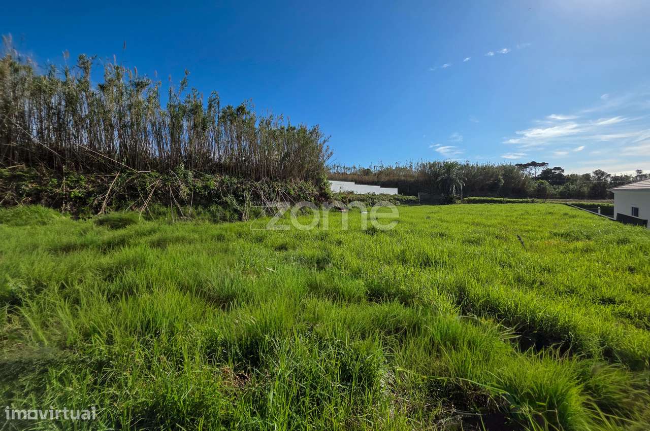 Terreno Urbano com Vista Mar na Candelária em São Miguel-10
