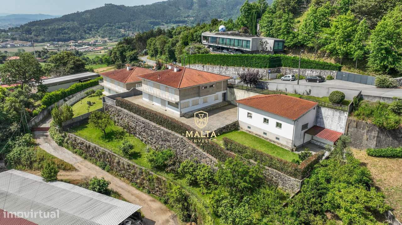 Moradia de Sonho na zona da Falperra!-9