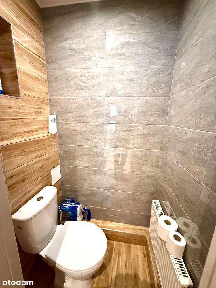 Zadbany dom na osiedlu Czarne Jelenia Góra.-12