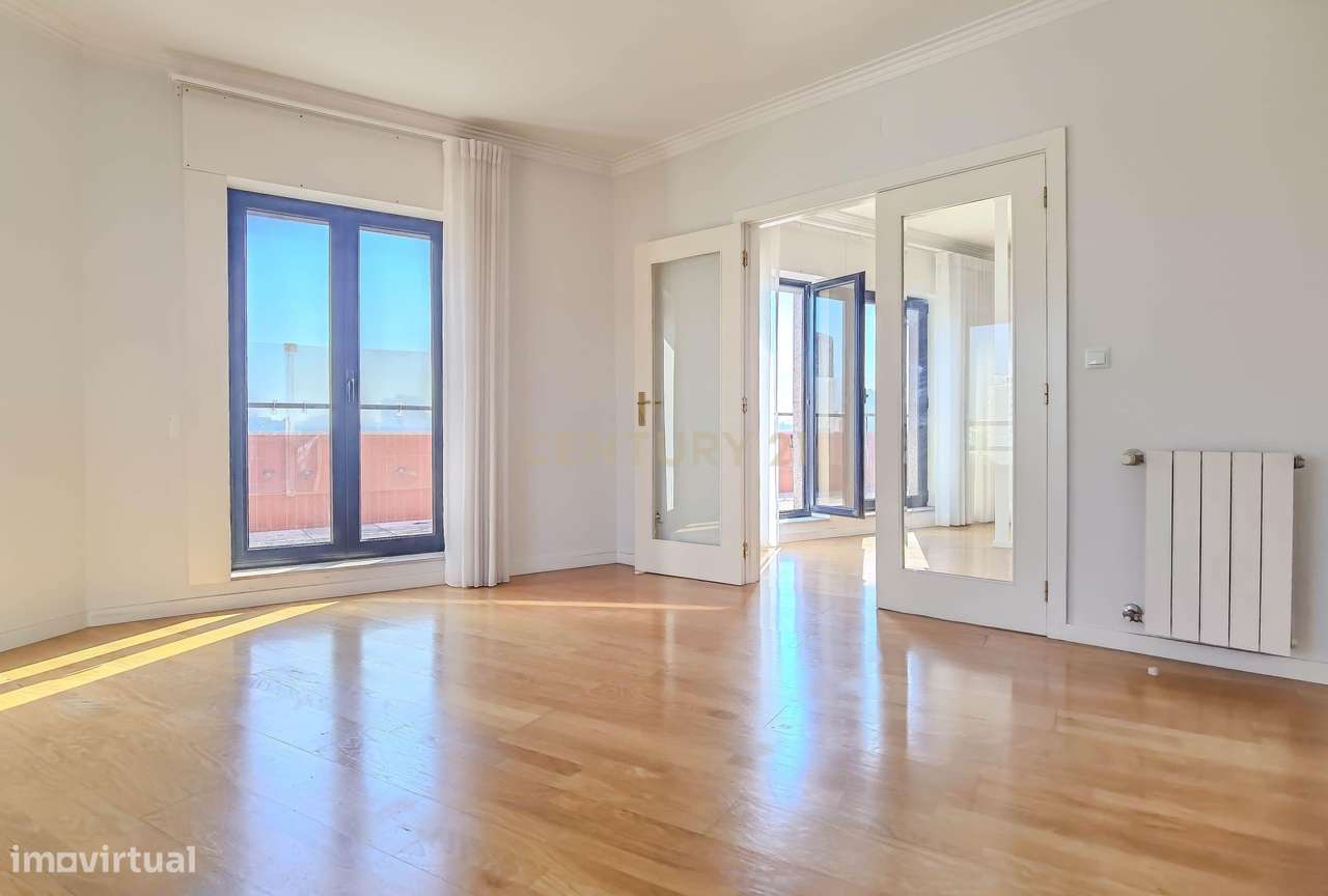 O Porto que Inspira – Apartamento T4 com Terraço - Grande imagem: 4/44