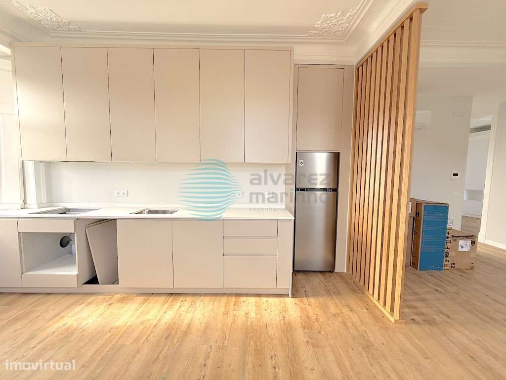 Apartamento T2, muito bem localizado, com todos os serviços por perto - Grande imagem: 5/24