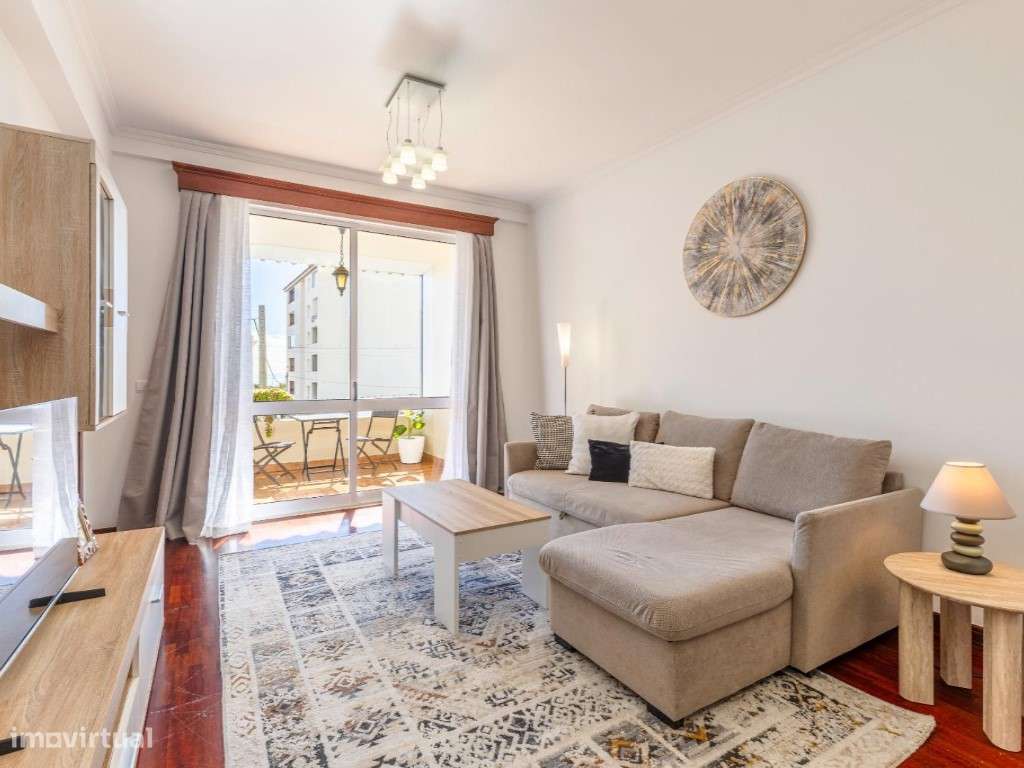 Apartamento T2 no Centro de Caniço, Santa Cruz-5