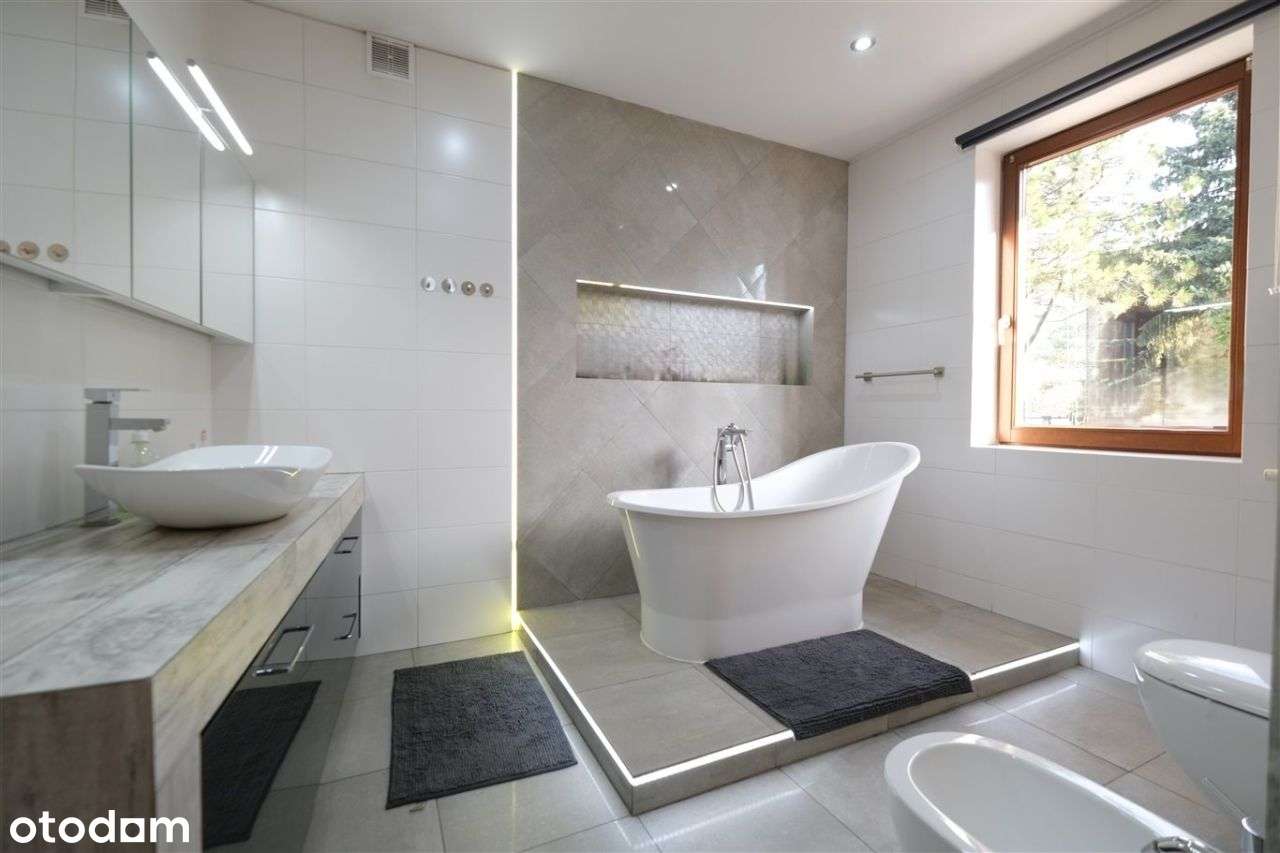 Komfortowy dom jednorodzinny-duża prywatna działka-7