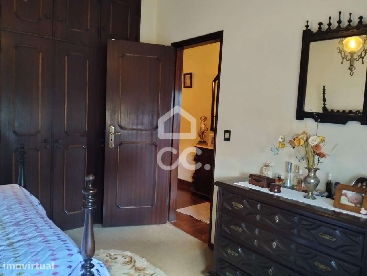 Moradia T5 inserida em lote de 376 m²-22