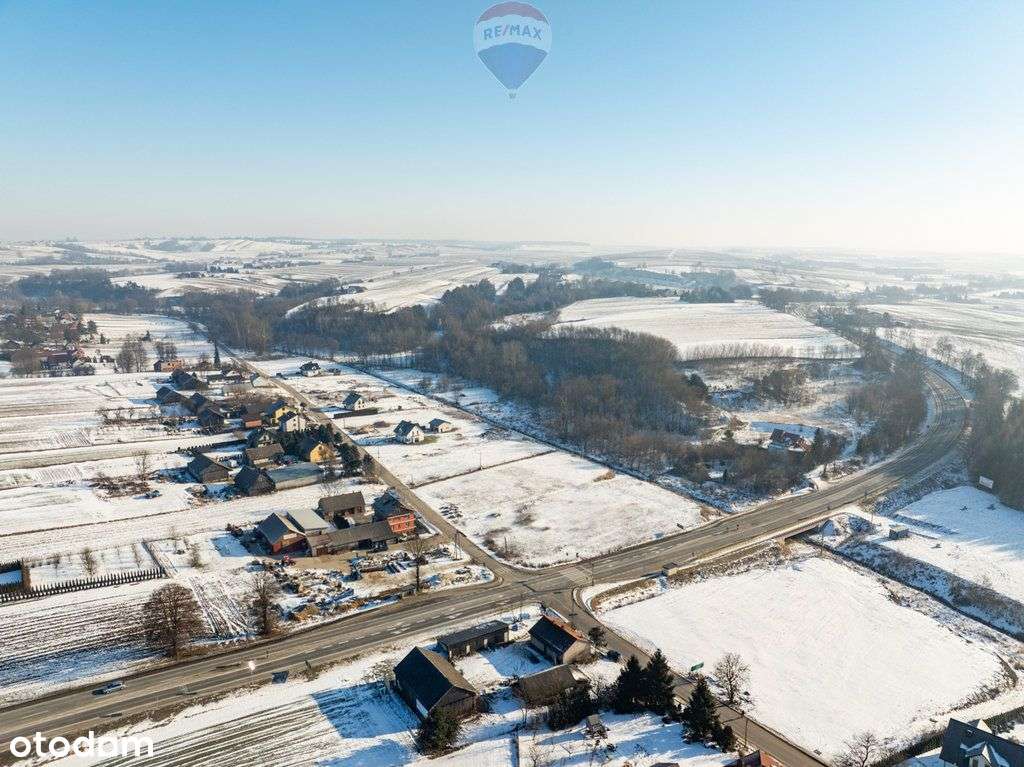 Działka usługowa z wz przy S7-5