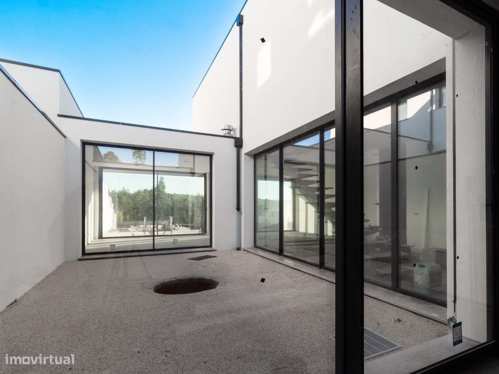 Moradia T4 em construção a poucos minutos de Coimbra!-30