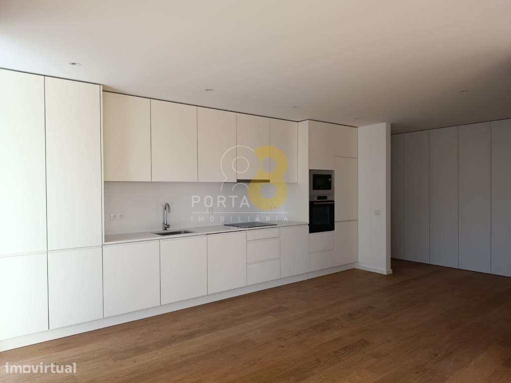 Apartamento T3, em edifício novo junto ao parque da cidade e a pouc...-8