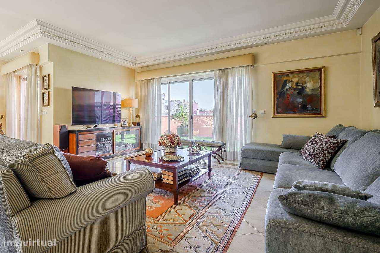 Penthouse  duplex com terraço,  6 quartos e 4 lugares de garagem - Grande imagem: 3/48