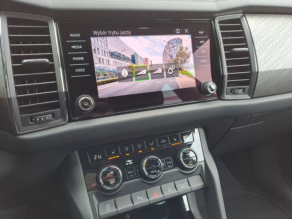 SKODA KODIAQ STYLE 1.5 TSI 150KM DSG Kamera Navi 3 Strefy klimatyzacji Salon PL ASO