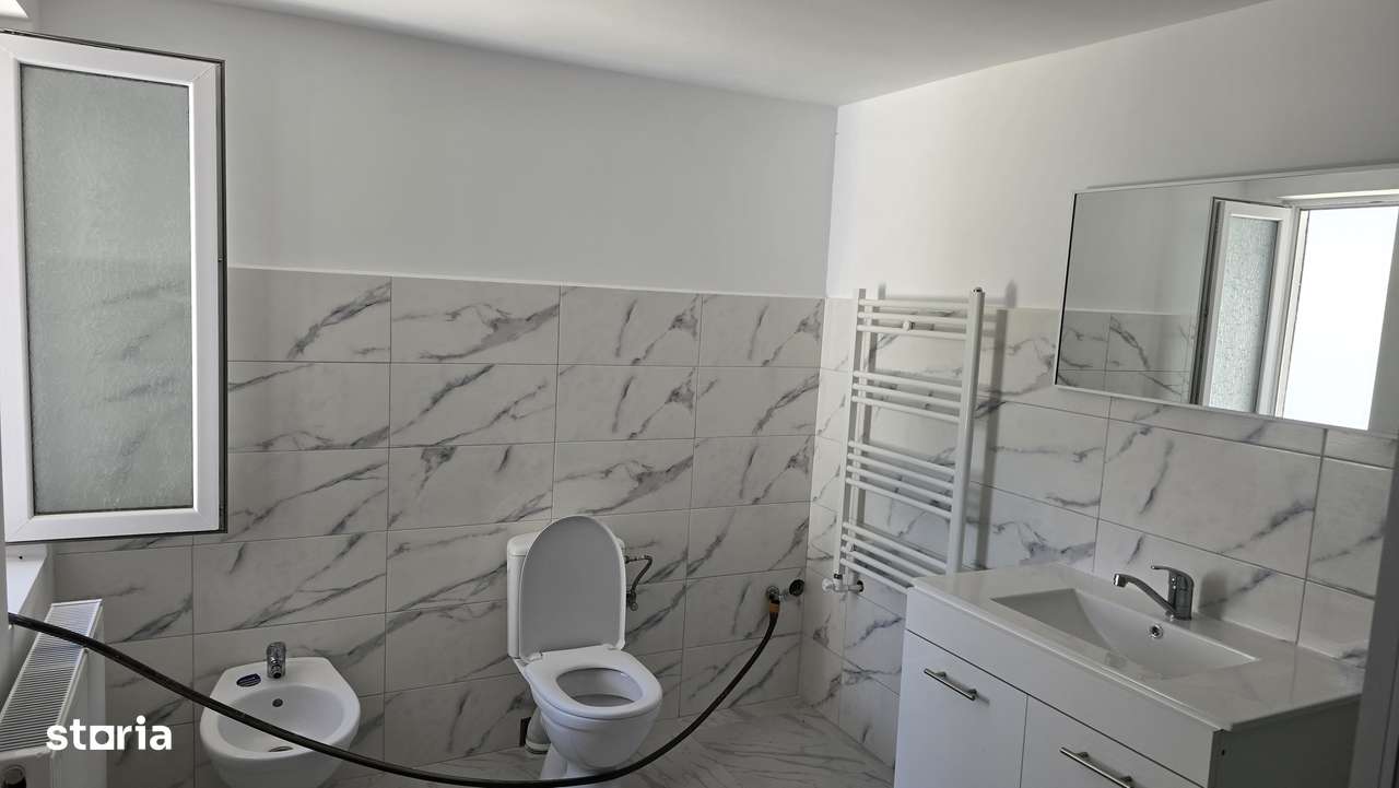 Vand casa caramida zona Piața Mare-11