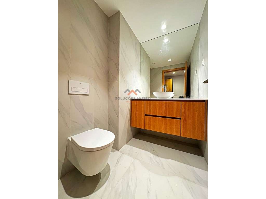 Apartamento T2 novo, centro de Aveiro!-10