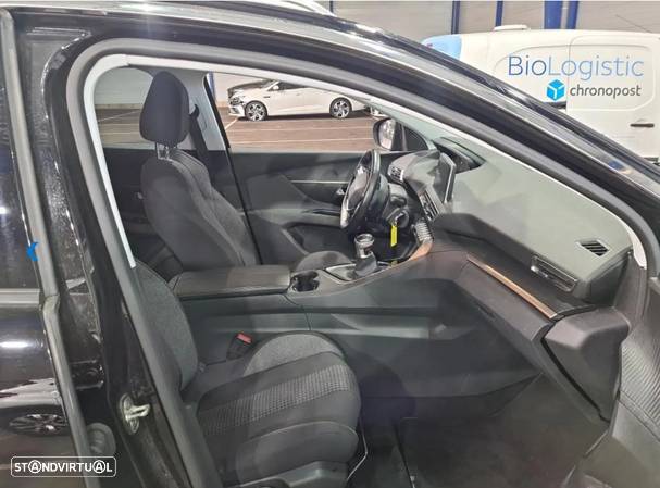 Peugeot 5008 1.5 BlueHDi Active Pack - 4