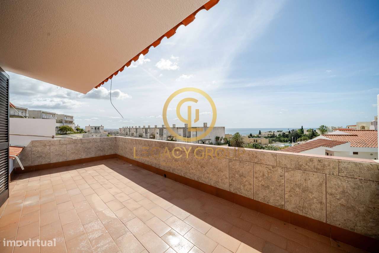 Moradia T2 com Terraço, Garagem e Vista Mar em Albufeira-19